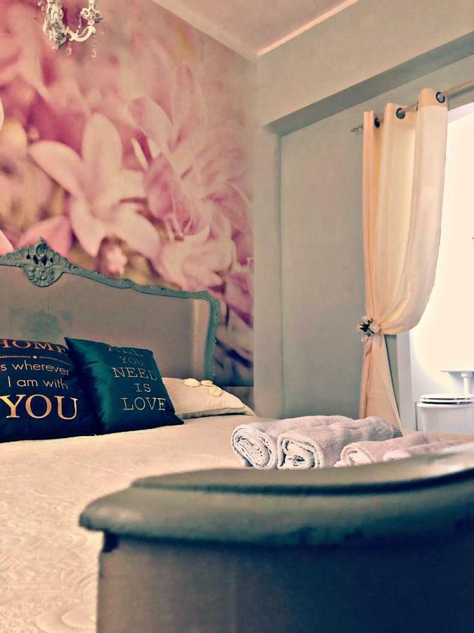 B&B Dimora Chic Gioia Tauro Eksteriør billede
