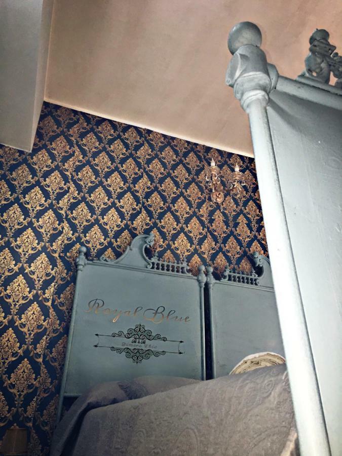 B&B Dimora Chic Gioia Tauro Værelse billede